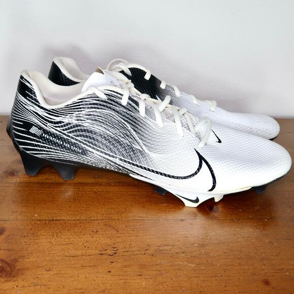 Nike Vapor Edge Speed 360 Black White Football Cleats, Size 11 BNIB CD0082-014 - Picture 2 of 6